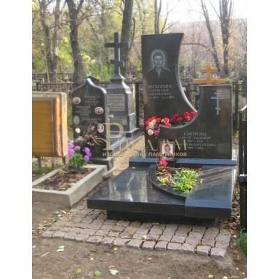 Креативный памятник 23 — ritualum.ru